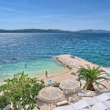 Livingstone Beach House Трогир Екстериор снимка
