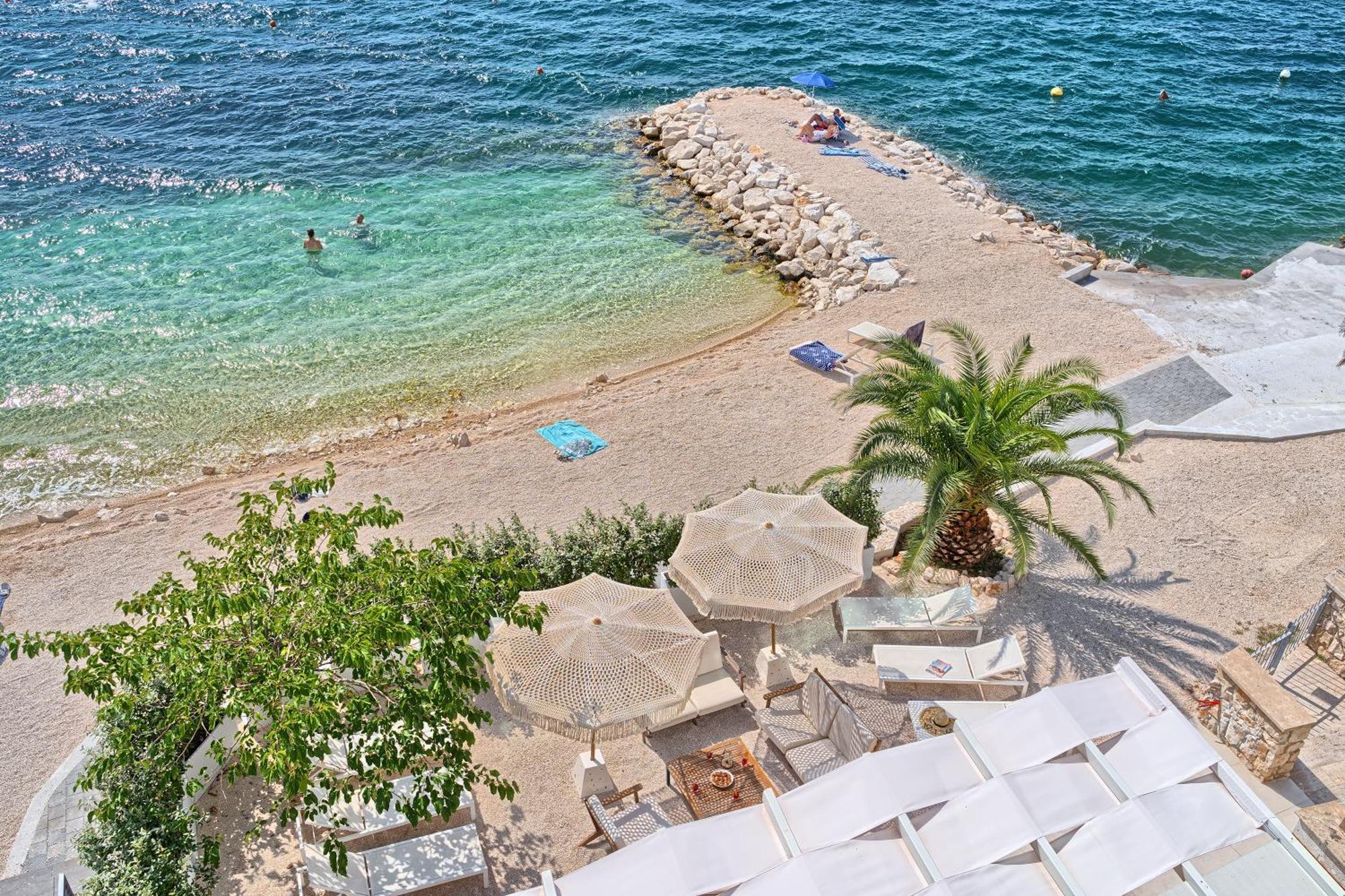 Livingstone Beach House Трогир Стая снимка