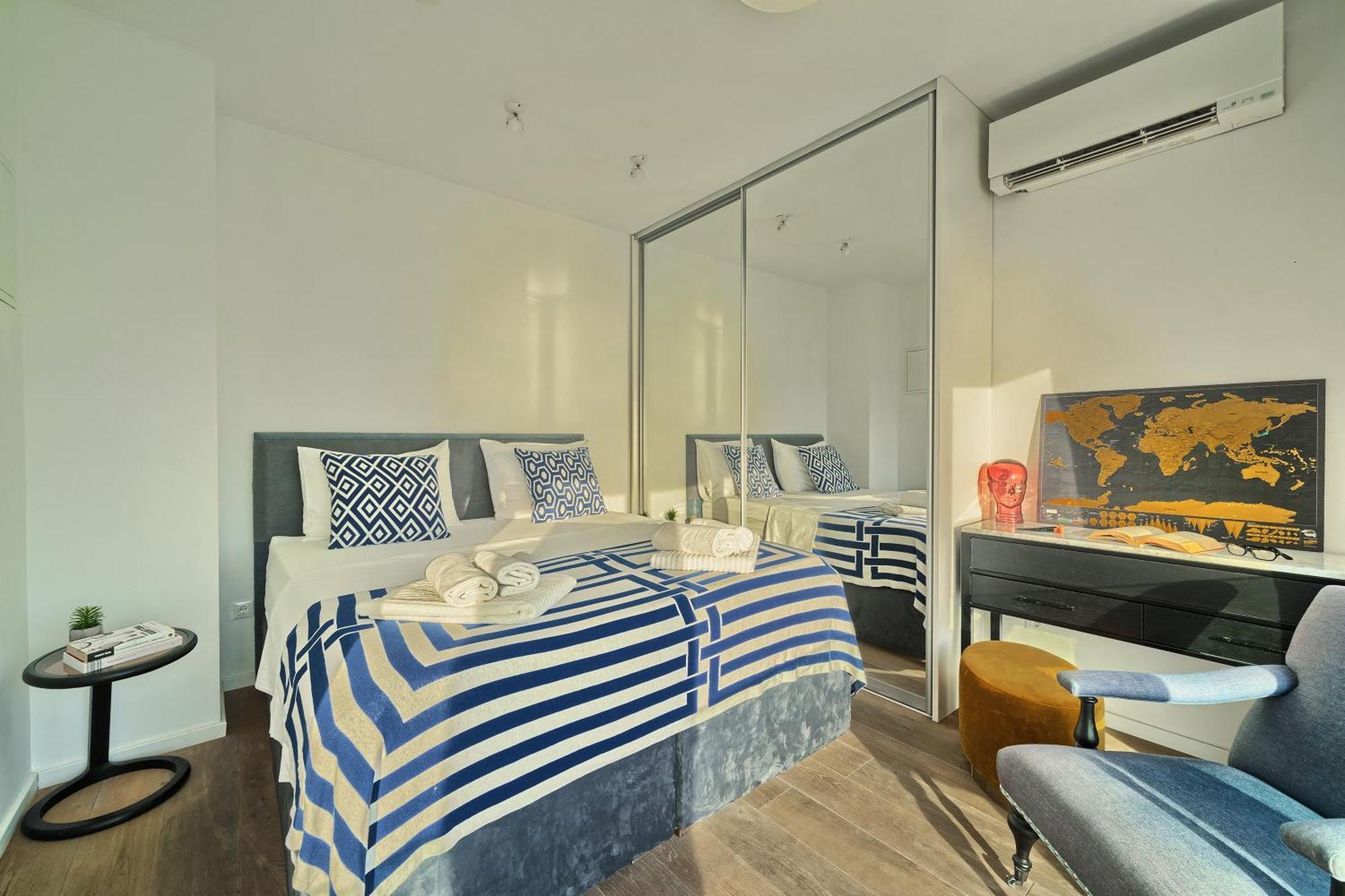 Livingstone Beach House Трогир Стая снимка