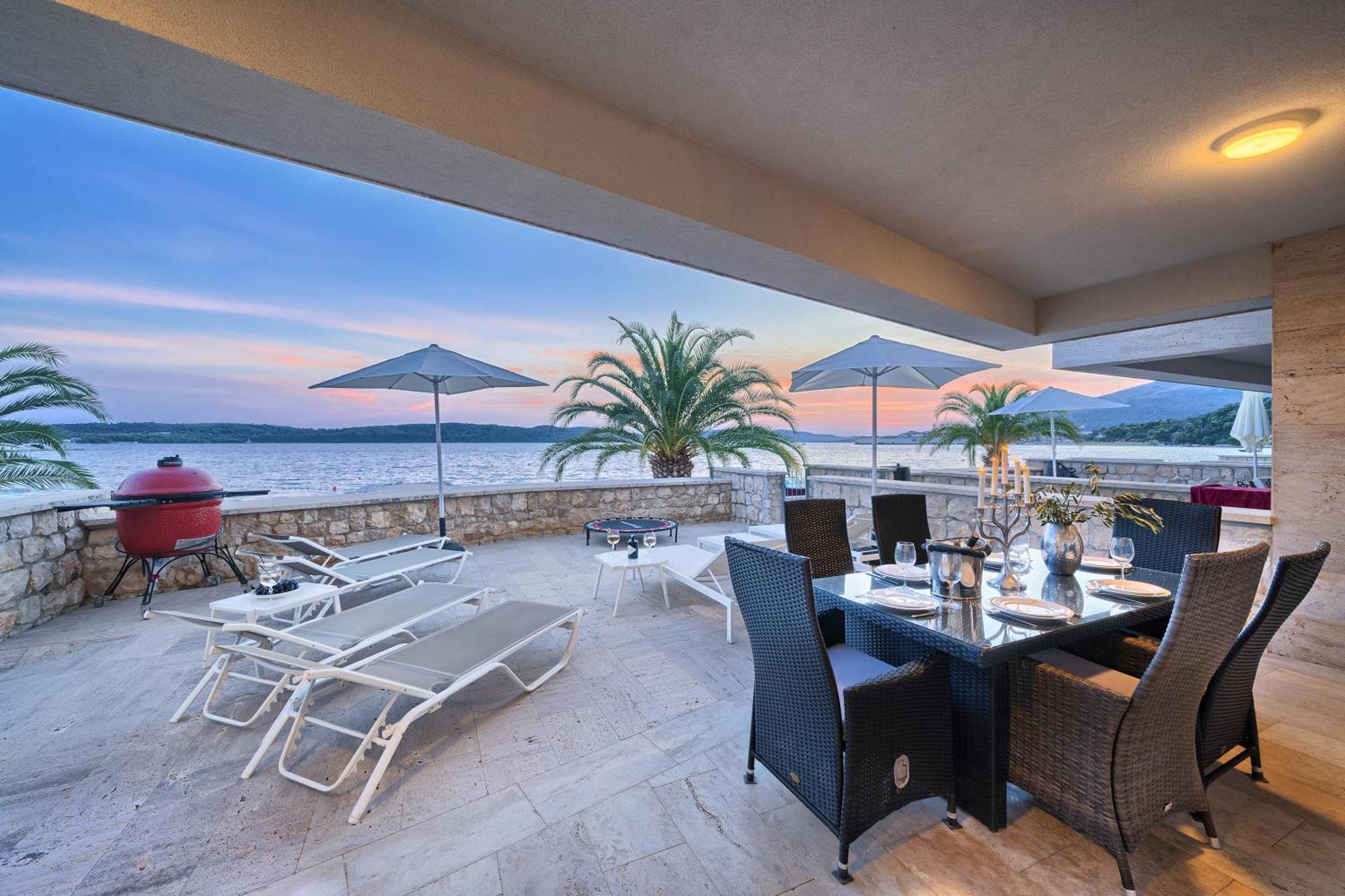 Livingstone Beach House Трогир Стая снимка